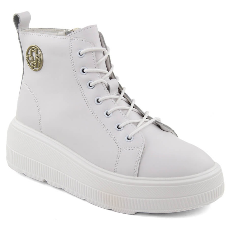 White women's leather ankle boots on the platform by Filippo DBT6374
