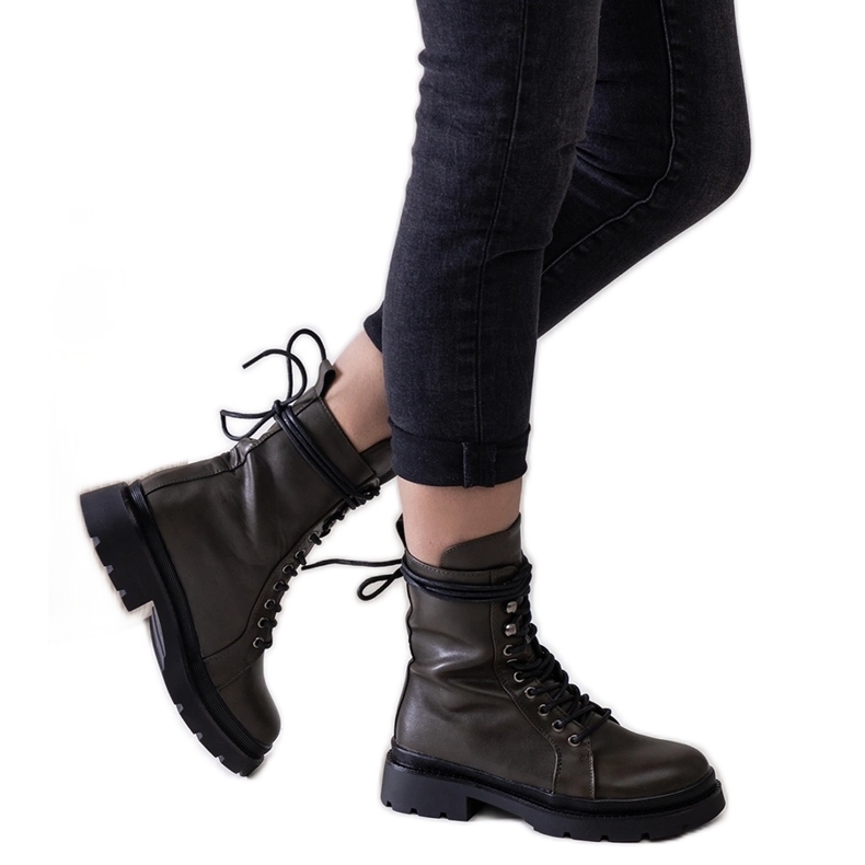 Green insulated hiking boots from Tuima
