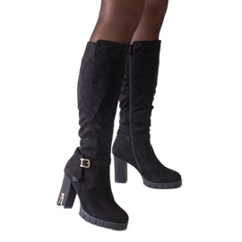 Black insulated high-heeled boots by Alra