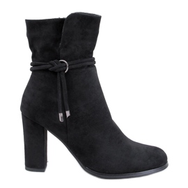 Minnai Black suede ankle boots