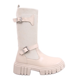 Riding boots with a flexible Beige upper Riding boots with a flexible Beige upper
