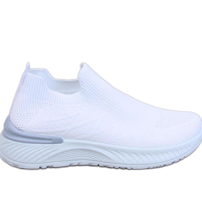 White sock sports shoes