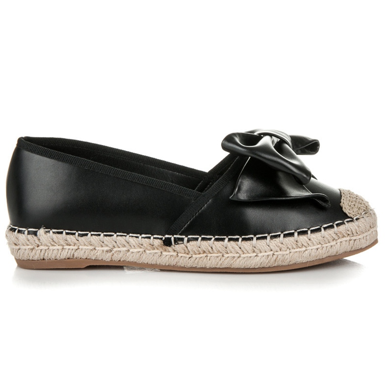 Vices Espadrilles on the platform with a bow black