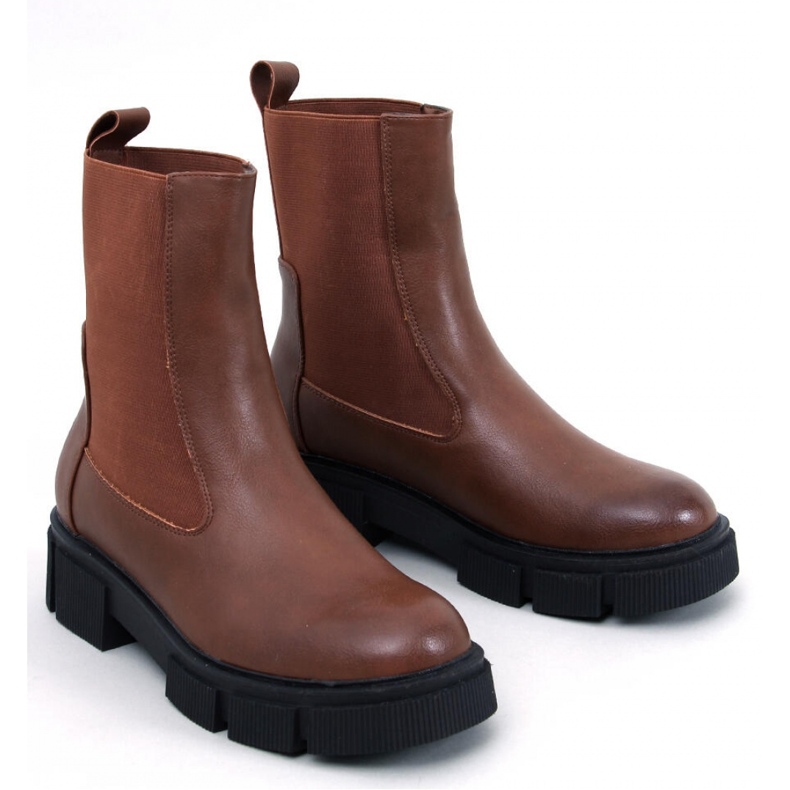Women's Sneed Camel Chelsea boots - Inello brown