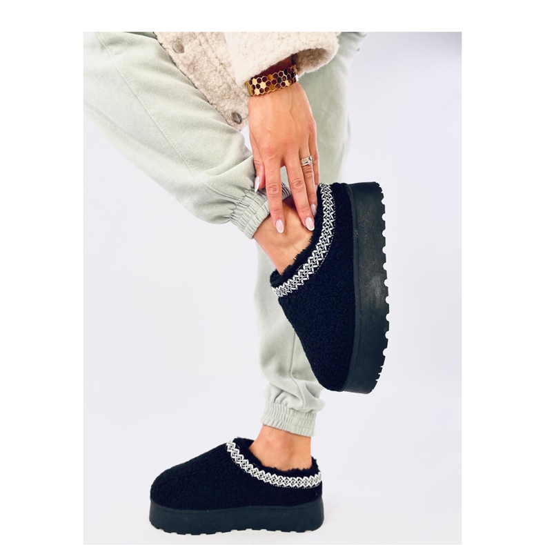 Lamb Black short snow boots with sheepskin - Inello
