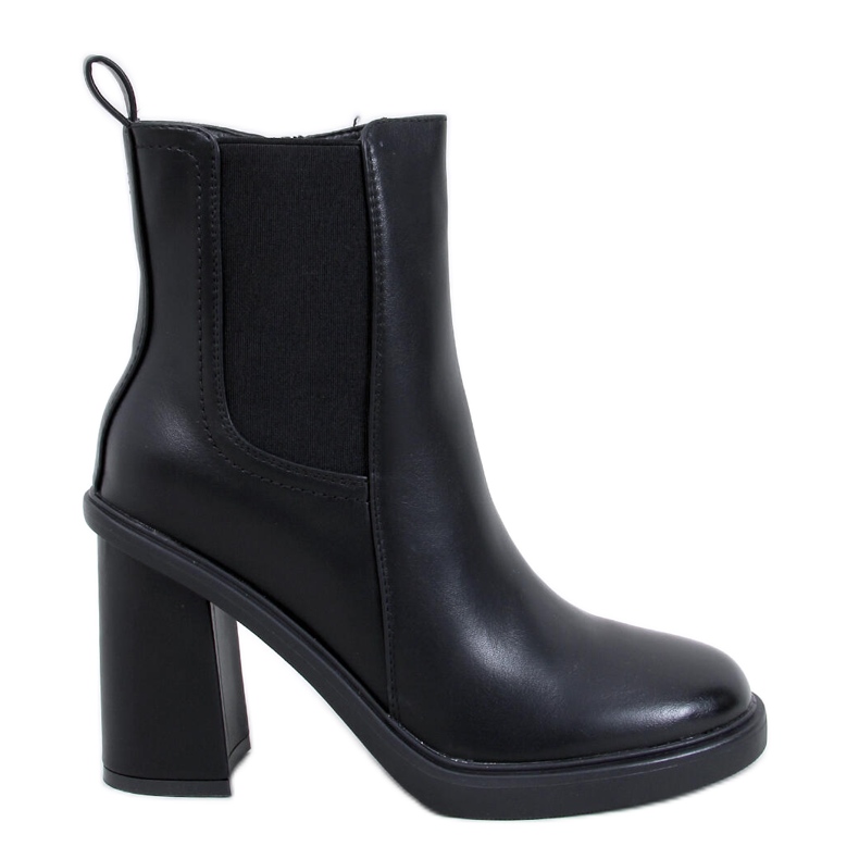 Lilley Black Chelsea boots with a high heel Lilley Black Chelsea boots with a high heel