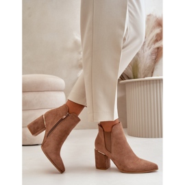 Boots Model Daivine YY-27 Brown - Step in style Boots Model Daivine YY-27 Brown - Step in style