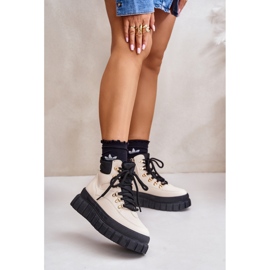 Boots Model Jelenia J74779 Beige - Step in style