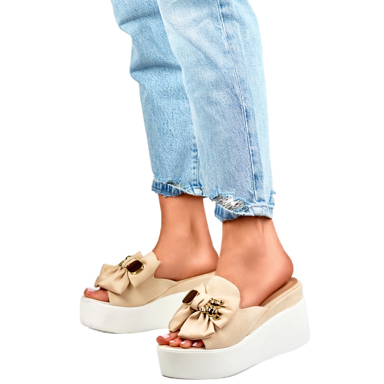 Sandal Flip-flops Model 8082BE Beige