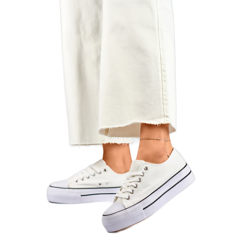 Women's sneakers QY832-09BL white Women's sneakers QY832-09BL white