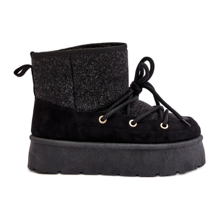 Black Mavora Snow Boots With Lacing On A Platform