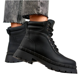 Women's boots, slightly insulated, black 8538A-B