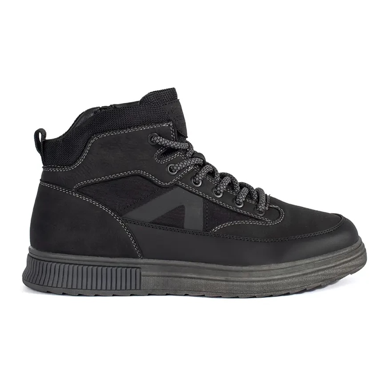Black insulated men's high winter boots