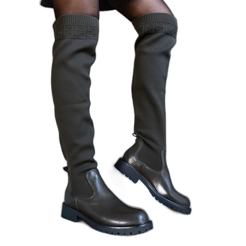 Green long boots with a flexible upper from Juanra