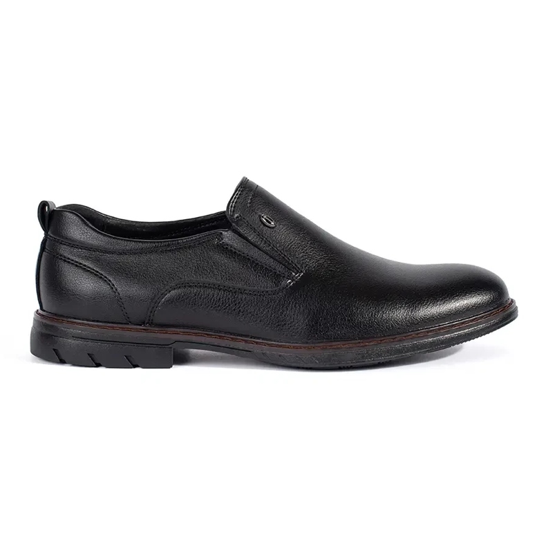 Men's black slip-on shoes