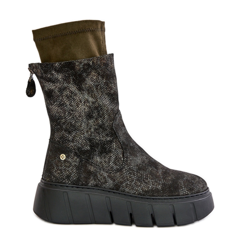 Leather Women's Boots On A Massive Platform Maciejka 06766-09 Khaki green