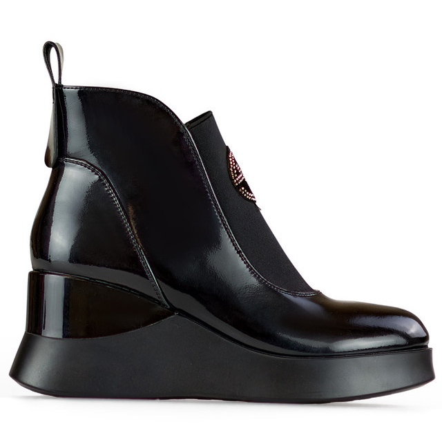 Leather patent leather women's wedge boots. Elegant, insulated women's ankle boots black