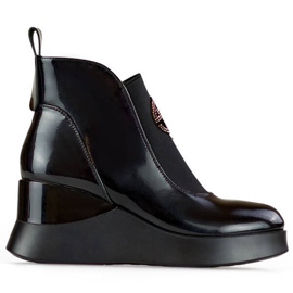 Women's leather wedge boots, patent black, 25-66703B
