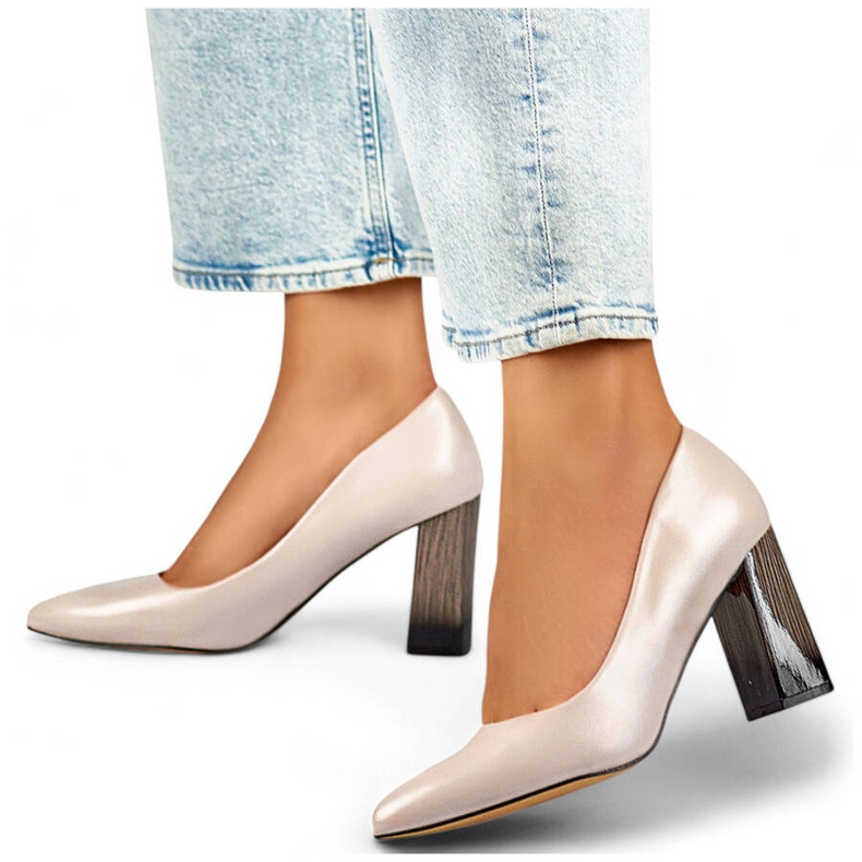 Women's pointed pumps with a high decorative heel, beige GD-FL486A-L.BE