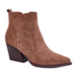 Boots Model RQ491 Brown