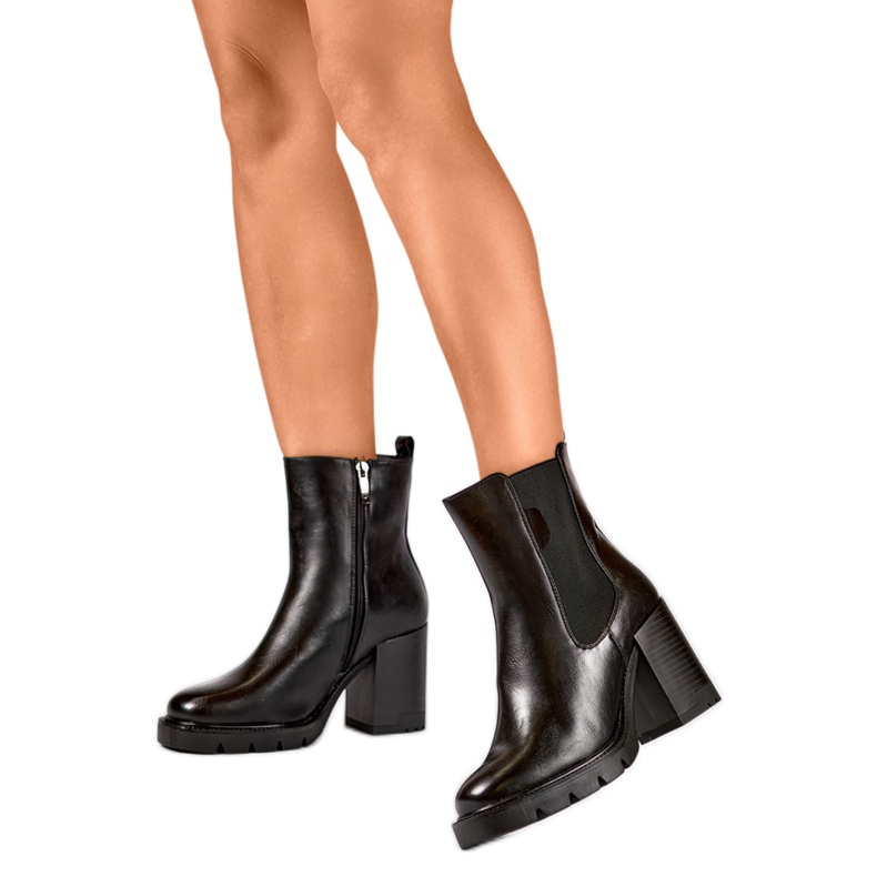 Boots Model 24-12495B Black