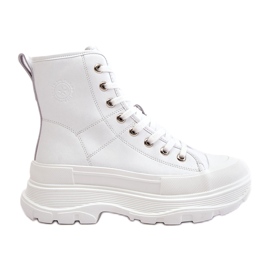 Leather insulated women's sneakers on the massive platform Big Star OO274A598 White Leather insulated women's sneakers on the massive platform Big Star OO274A598 White