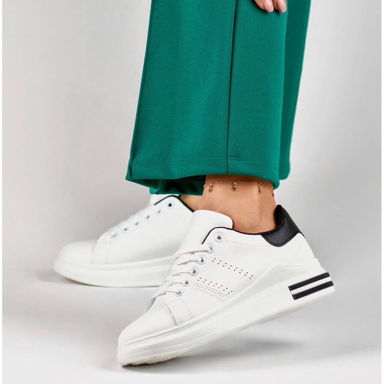 Women's platform sneakers, white 85-710W/B Women's platform sneakers, white 85-710W/B