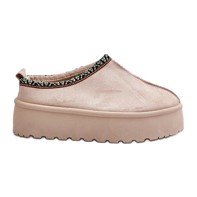 Women's slippers on the platform with light beige embroidery Women's slippers on the platform with light beige embroidery