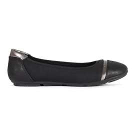 Flat black ballet flats made of imitation leather