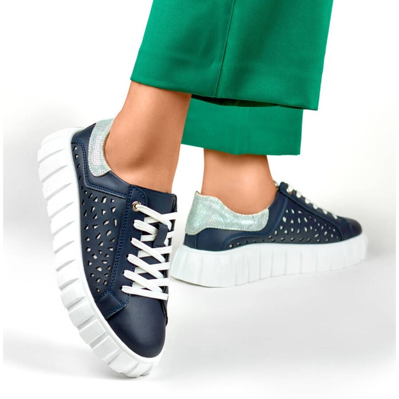 Perforated leather platform shoes, navy blue GD-XF72N