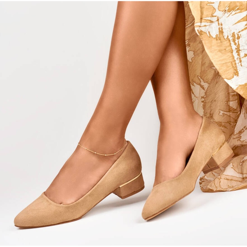 Goodin Women's low-heeled suede pumps, beige GD-XR106BE