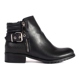 Black women's Chelsea boots with a flat heel