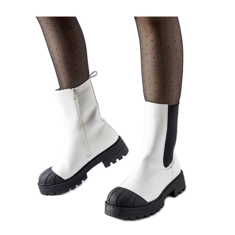 White classic insulated Chelsea boots from Porcigatone - Solea