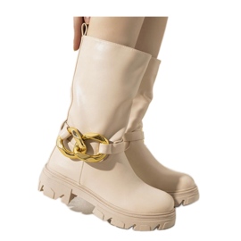 Beige insulated boots with a chain Harrison - Solea