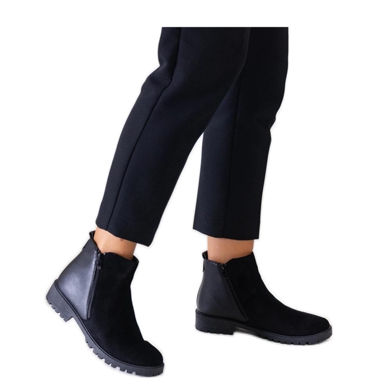 Black platform ankle boots made of eco-suede Kirla - Solea