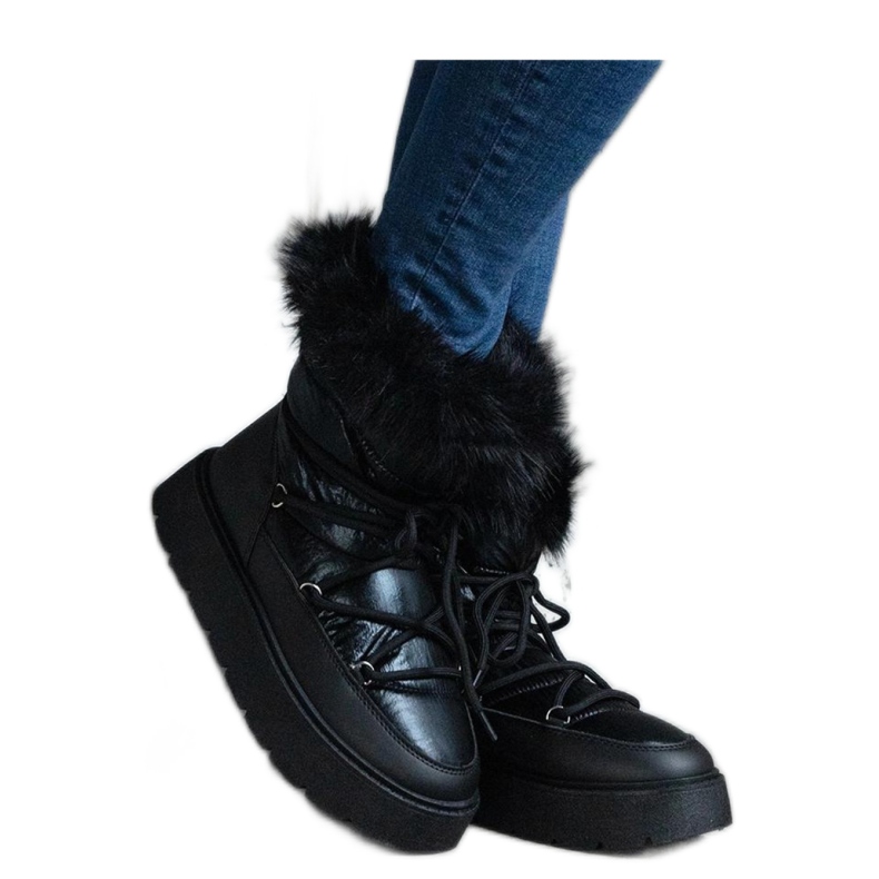 Black insulated snow boots with fur Arilla - Solea