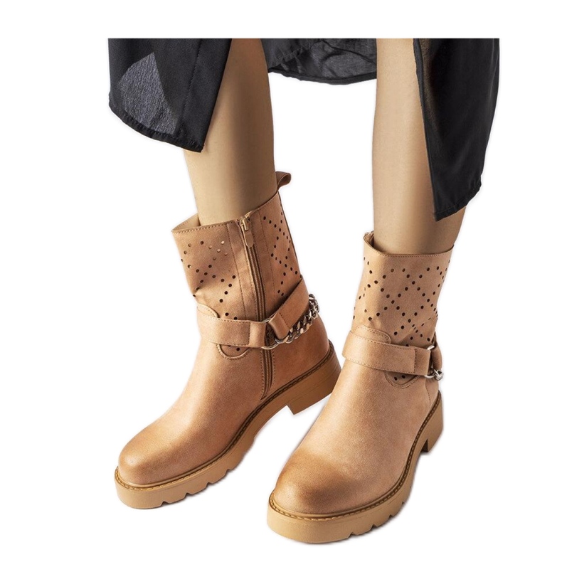 Beige openwork ankle boots with a chain from Procopio - Solea