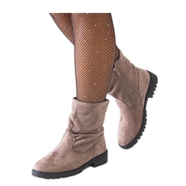Brown wrinkled ankle boots made of eco-suede Hinda - Solea