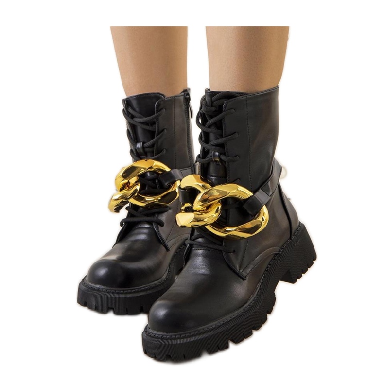 Black hiking boots with Galar chain - Solea Black hiking boots with Galar chain - Solea