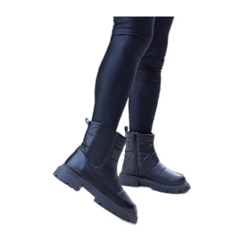 Black warm snow boots