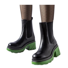 Black insulated ankle boots with green heel Tirano - Solea