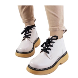 Beige bovver boots from Redelek - Solea