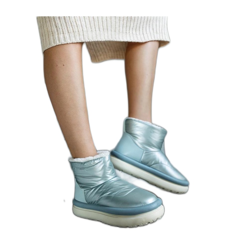 Light green warm snow boots on the Cores - Solea platform