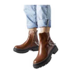 Brown ankle boots with Muqaddim chain - Solea