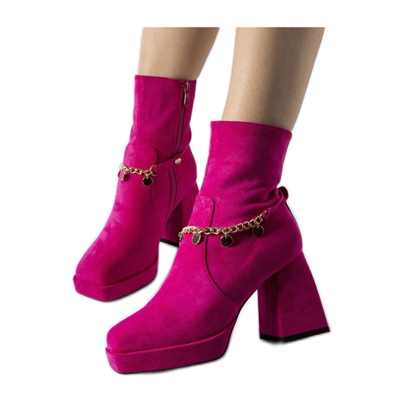 Pink insulated boots with a Saviore pendant - Solea