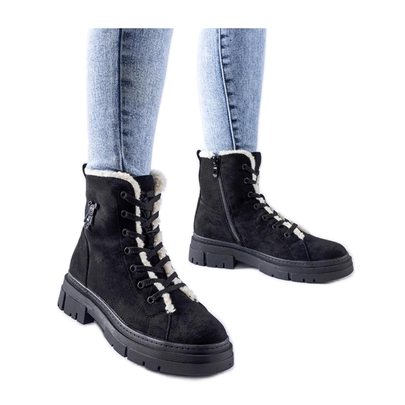 Black insulated ankle boots made of eco-suede
