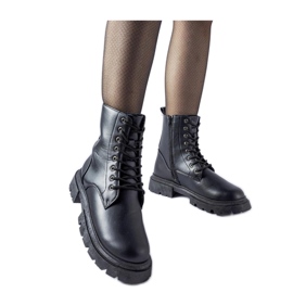 Women's black insulated boots