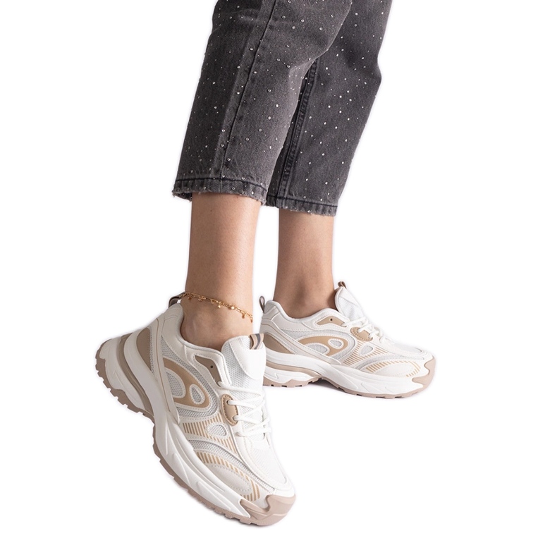 White women's sports sneakers White women's sports sneakers