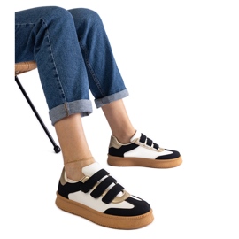 Black sneakers with Velcro fastening Black sneakers with Velcro fastening