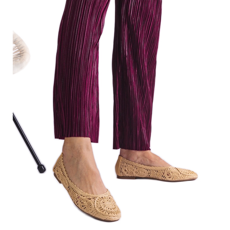 Beige braided ballerinas